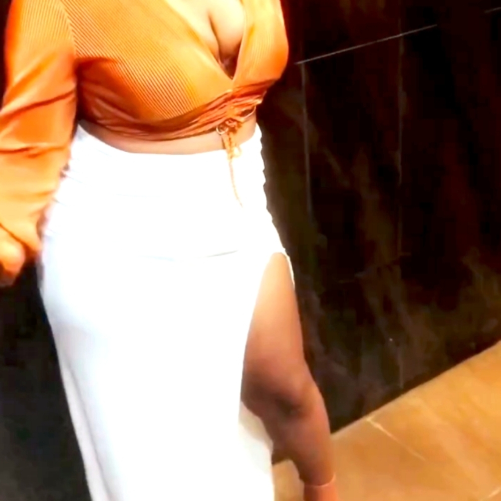 Windsor Long ankle length white skirt with split size s-l